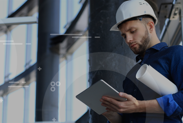 firma de contratos digitales en tablet